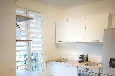 Studio à Saint-Mandé - Studio à 300 m du Métro - Ligne 1 (facture siret)