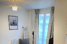 Studio à Saint-Mandé - Studio à 300 m du Métro - Ligne 1 (facture siret)
